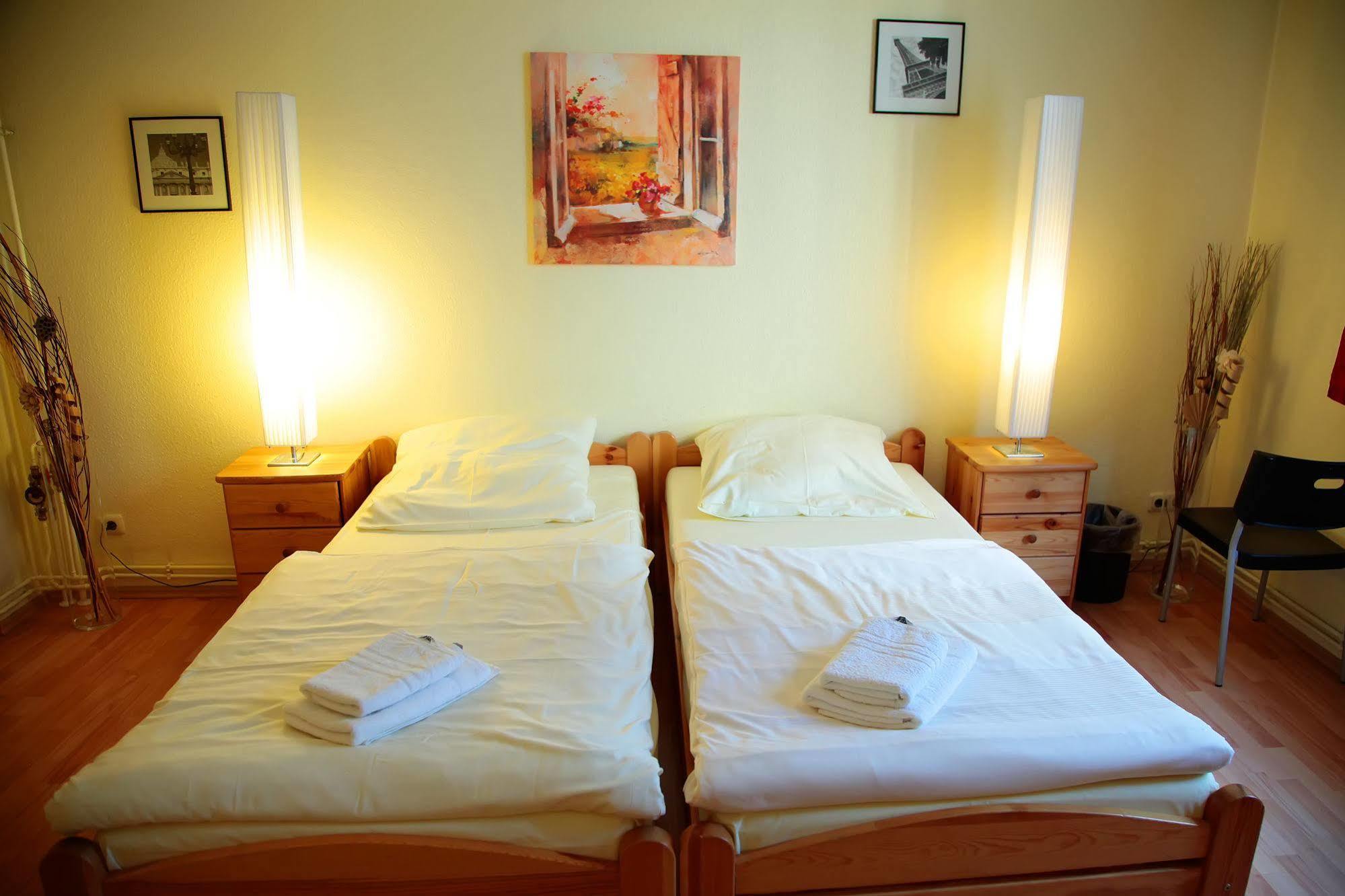 Boardinghouse Mundsburg Aparthotel Hamburg Exterior foto