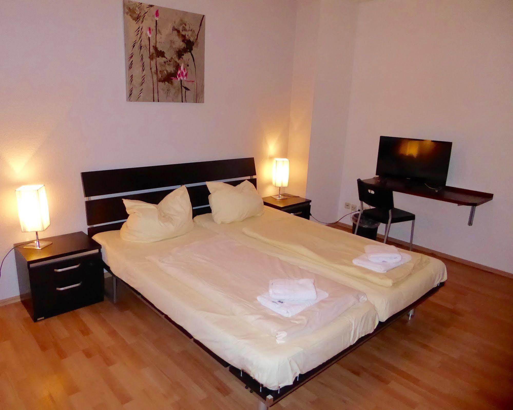 Boardinghouse Mundsburg Aparthotel Hamburg Exterior foto