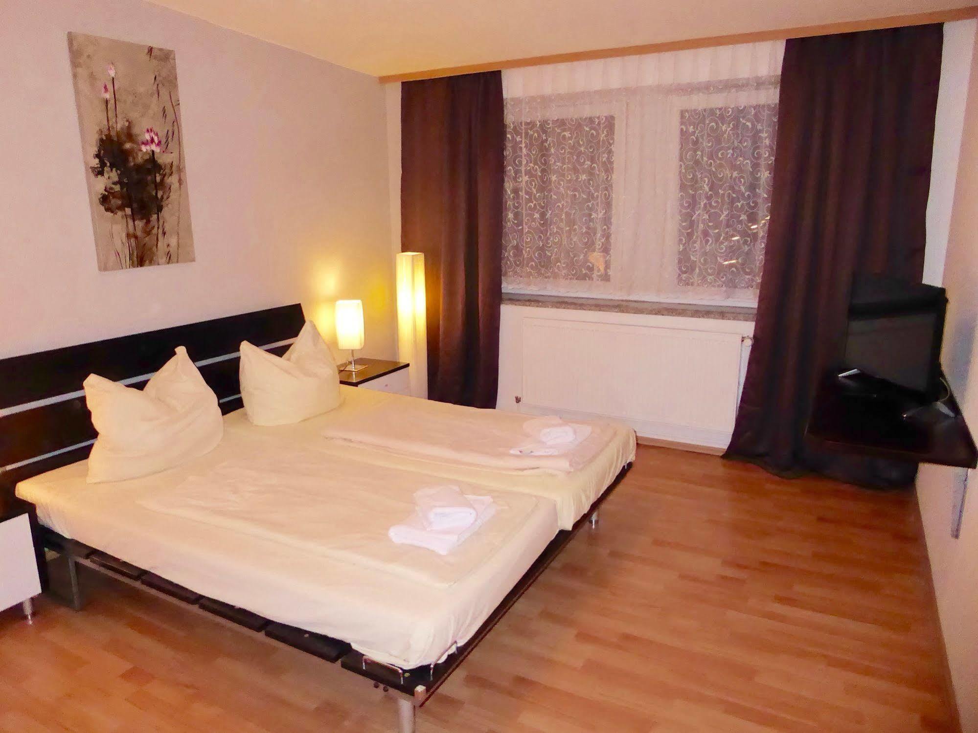 Boardinghouse Mundsburg Aparthotel Hamburg Exterior foto
